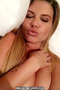 Chanel West Coast Brown Eyes Photos Slim Body Medium Breasts